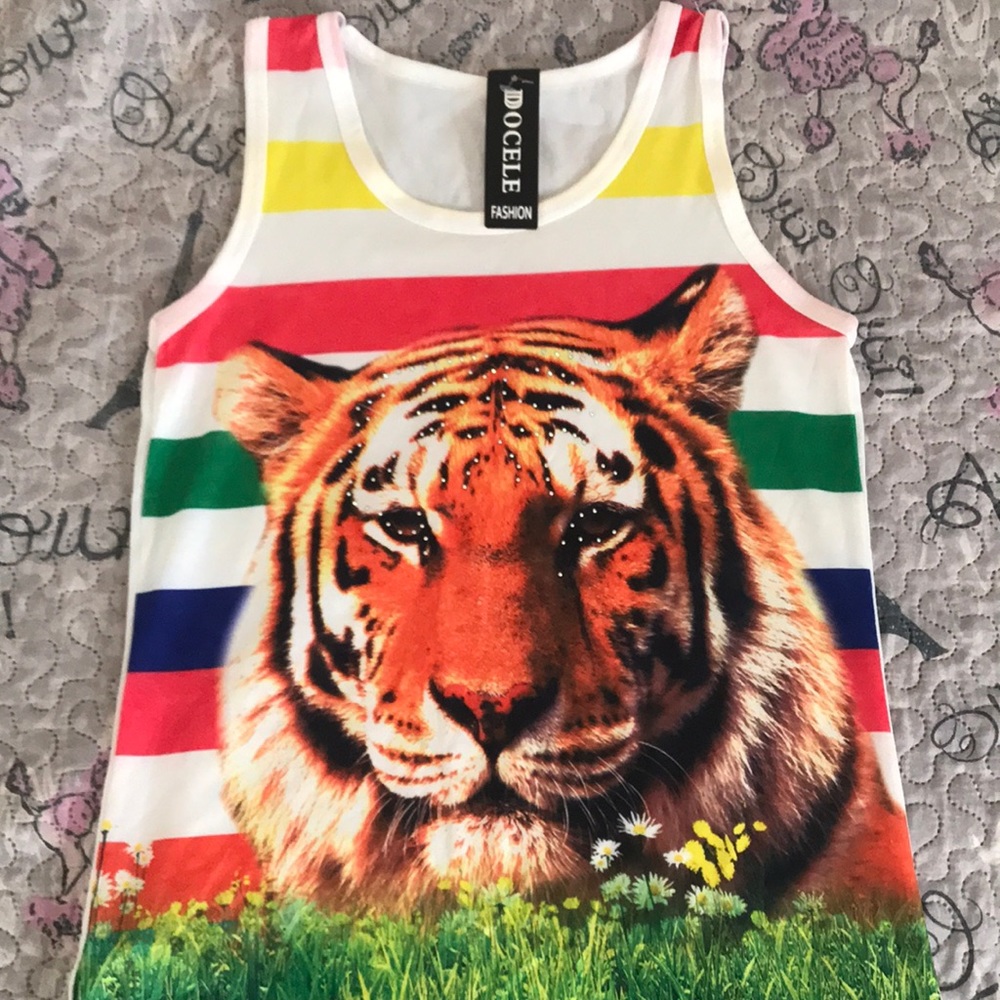Docele Fashion tank top with lion logo.